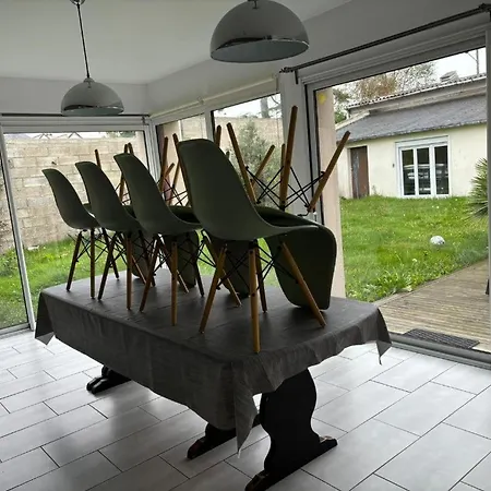 Maison A Proximite De La